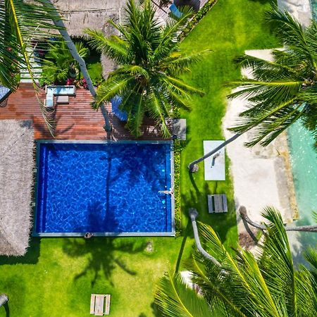 Nasara Resort Mentawai Tua Pejat Luaran gambar