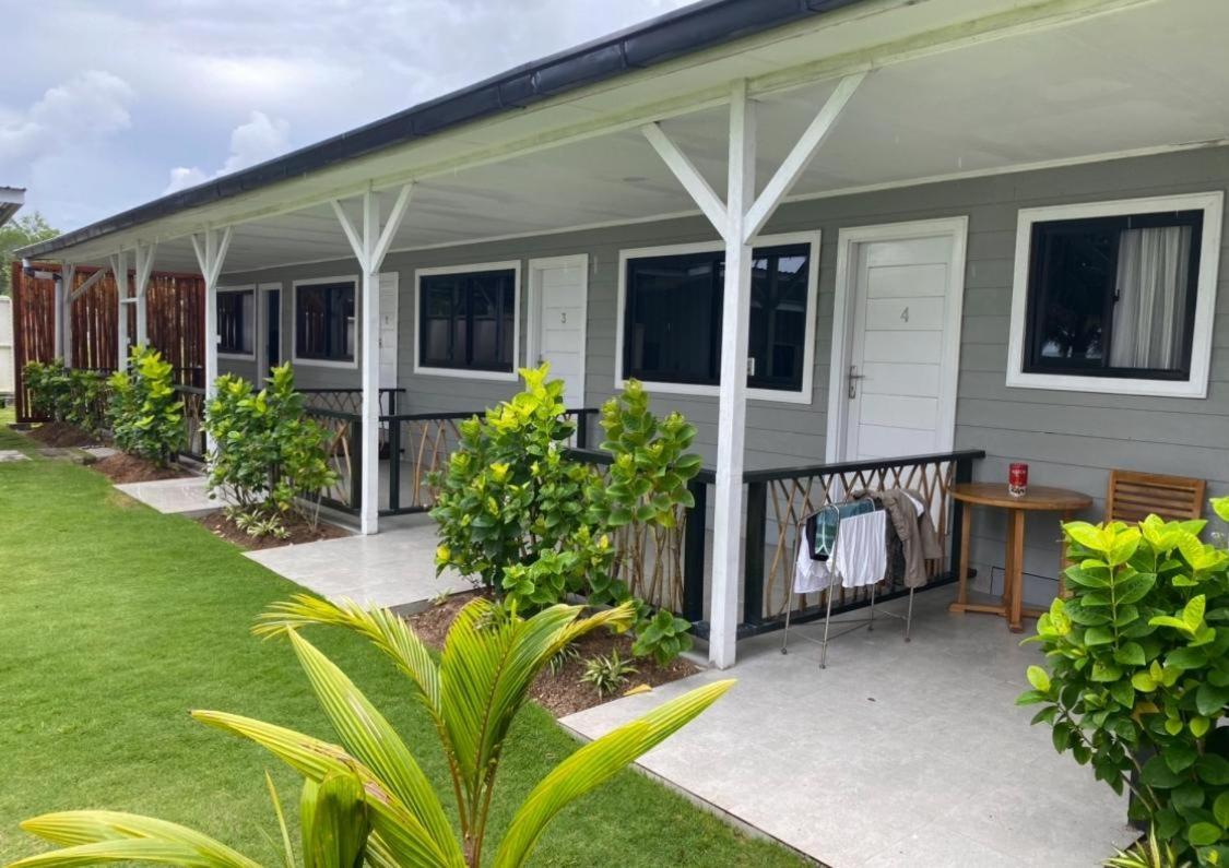 Nasara Resort Mentawai Tua Pejat Luaran gambar
